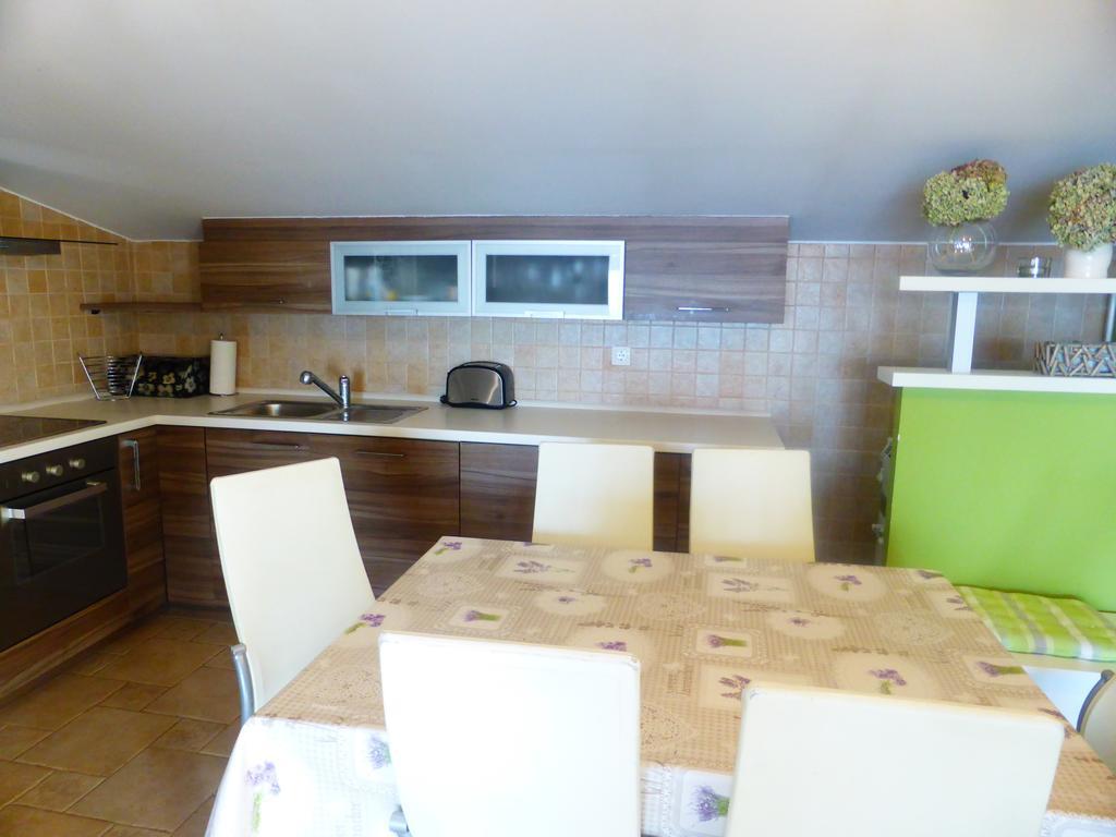 Apartments Adria Zengg Kültér fotó