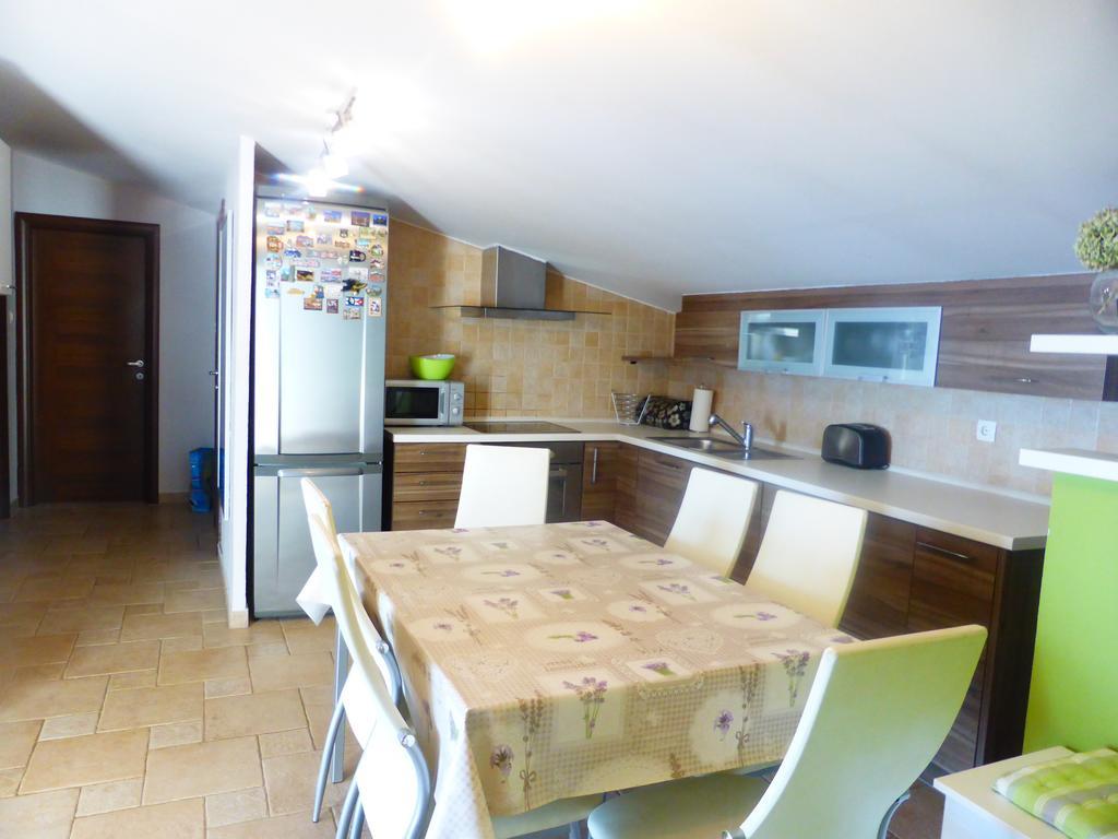 Apartments Adria Zengg Kültér fotó
